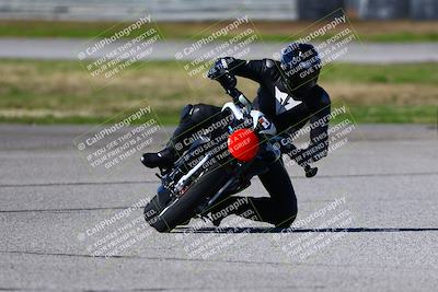 media/Jan-21-2023-Fastrack Riders (Sat) [[fcf3f88a30]]/Level 3/Session 4 Turn 6-Mountian Shot/